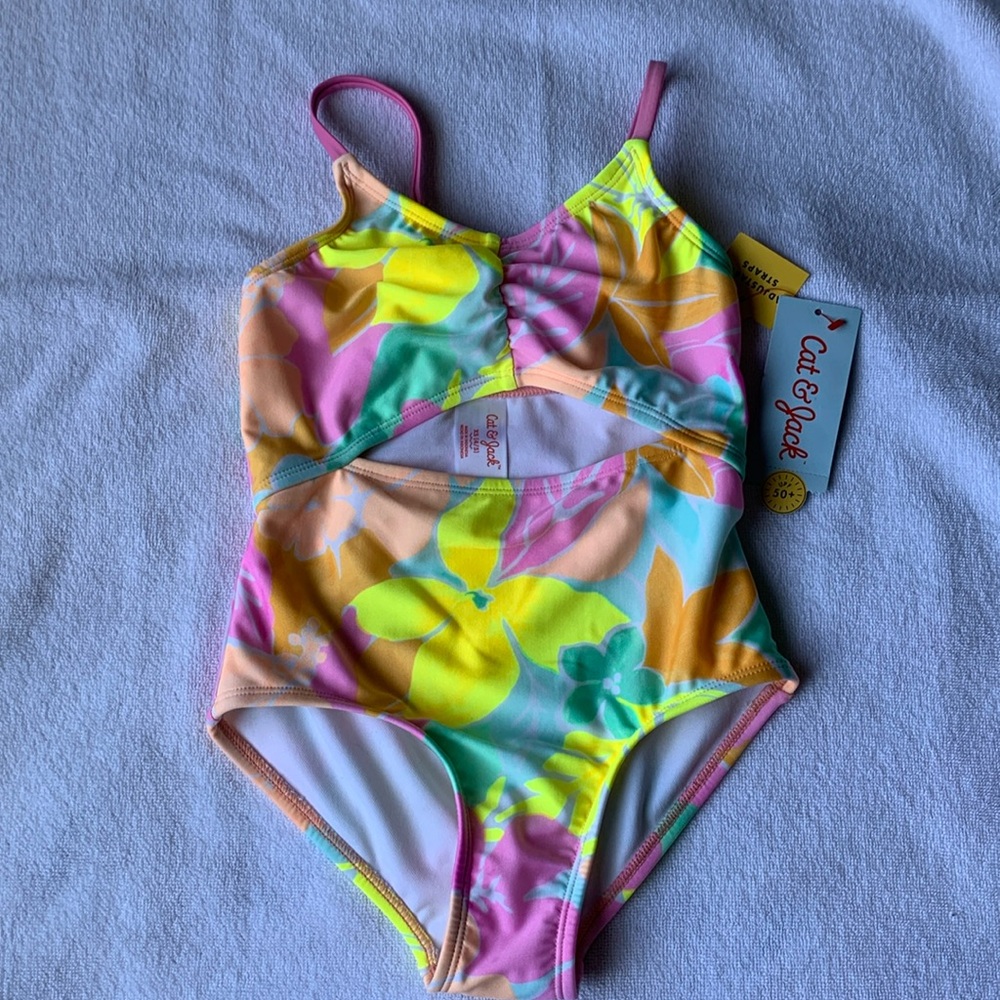 Cat and Jack swimsuit size XS 4/5 one piece